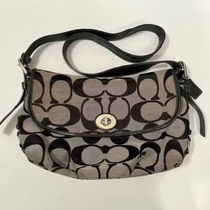 Bolso de hombro bidireccional Coach F15171 negro/gris firma C jacquard de colección - Imagen 1 de 18