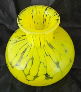 Beautiful Solid, Heavy Blown Art Glass Vase - Bild 1 von 4
