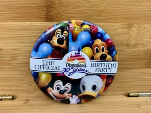 Disneyland Disney 1985 Oficial 30 Aniversario Fiesta de Cumpleaños 17 de Julio 1985 Botón 3" - Imagen 1 de 2