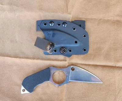 Spyderco Swick 5 Large Hole LC200N Wharncliffe Plain Blade Black G10 Handle - Image 1 of 4