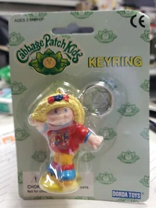 Vintage 1997 Cabbage Patch Kids Keychain Key Chain BLONDE - Picture 1 of 3