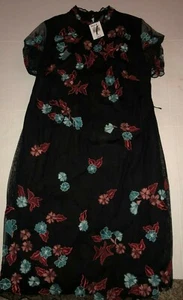 woman dress - Picture 1 of 2