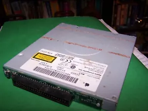 Apple Macintosh CD 678-0312 Model CRN-6242B for iMac - Estate Sale SOLD AS IS - Picture 1 of 2
