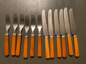 Vintage Butterscotch Bakelite MCM Dinner 6 Forks 46Knives Stainless Flatware USA - Imagen 1 de 3