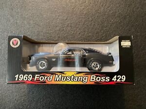 Snap on Tools 1969 Ford Mustang Boss 429 unusual Flame Box 1:24 Scale Replca