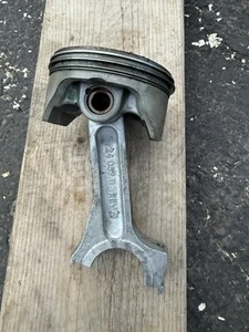 OEM Kohler Courage SV725-3022 Piston and Connecting Rod Good Used - Picture 1 of 3