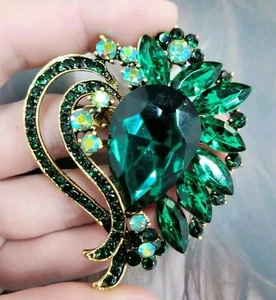 Large HEART Brooch PENDANT Sparkly EMERALD Green STUNNING Glam FAB VINTAGE STYLE - Picture 1 of 17