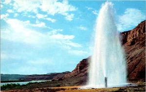 Crystal Geyser near Green River Utah Postcard - Picture 1 of 2