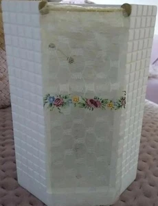 Miniature Dollshouse Shower Corner Unit White Timber With Shower Curtain 1:12th - Picture 1 of 2