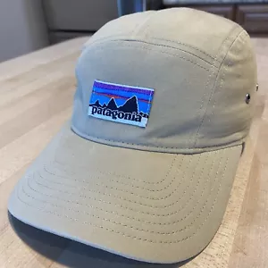 Gorra Patagonia Retro Fitz Roy Tradesmith - Nueva Sin Etiquetas - Para Hombre Pequeña - Caqui - Imagen 1 de 11