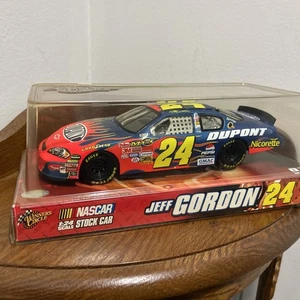 Winner's Circle Nascar #24 JEFF GORDON auto stock scala 1:24 (2007) - Foto 1 di 7