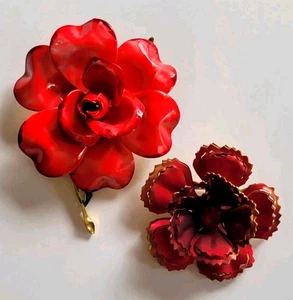 Vintage Lot 2 Flower Brooch Pin Enamel Metal Deep Pink & Maroon RETRO MOD MCM - Picture 1 of 13