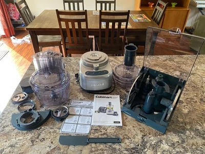 CUISINART ELEMENTAL 13 CUP FOOD PROCESSOR WITH SPIRALIZER & CASE CFP-26SVPC - Image 1 of 4