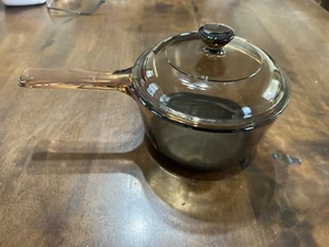 Vintage Corning VISION Ware Amber Glass Pot 1.5L w/PYREX Lid W/ Non Stick Bottom - Picture 1 of 7
