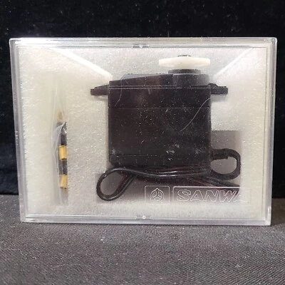 Airtronics 94732 Servo (RC) - Image 1 of 3