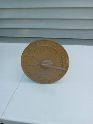 Esfera sol vintage de latón dorado por CHARM GLOW 9" de diámetro EN UN POSTE DE ACERO DE 30" TRL7 Foto 1 de 4