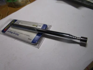 MASTER MAGNETICS Telescoping Magnetic Pick-Up Tool/Pointer, 3-Lb. Pull - Picture 1 of 3