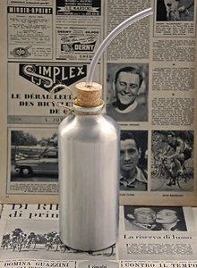 Vintage 1950's Style Bicycle Aluminium Water Bottle with Drinking Straw Retro - Picture 1 of 2