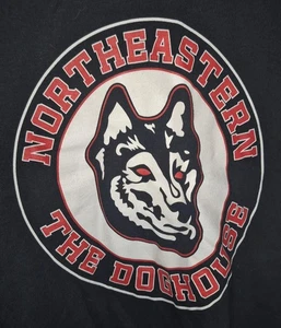 Northeastern Huskies DOGHOUSE T-Shirt S Small 17" - Bild 1 von 4