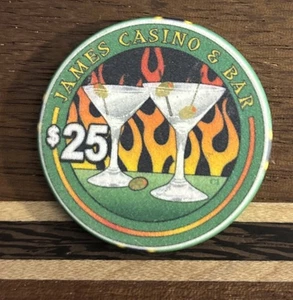 James Casino & Bar $25 Casino Poker Chip Advertising Sample Fantasy - Foto 1 di 2