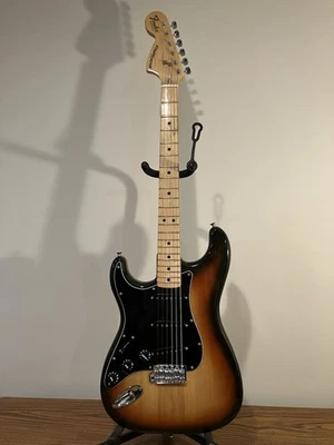 Fender 1978 Stratocaster Vintage Guitar Sunburst W/ Original Left Handed Case - Image 1 of 4