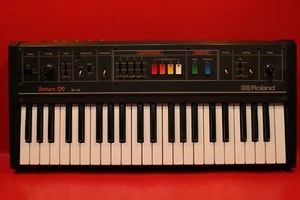 USED Roland SA-09 Organ Strings Saturn 09 Synthesizer Keyboard U858 200219 - Picture 1 of 12