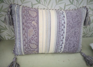 Laura Ashley  Vintage Country House Tasselled Cushion Lovely  Quality - Picture 1 of 8