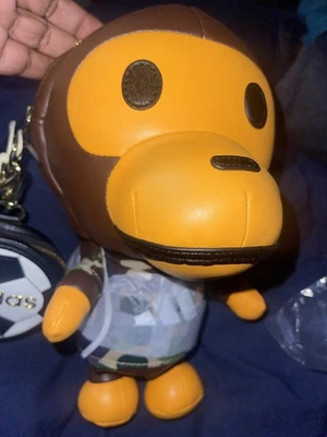 Auténtico bolso Bape Baby Milo con cierre de cremallera. Adidas Collab Foto 1 de 4