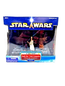 Star Wars A New Hope Trash Compactor Princess Leia & Chewbacca MISB - Picture 1 of 6