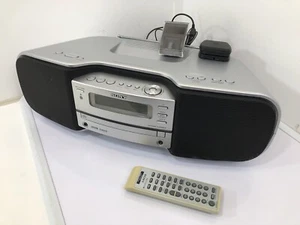 Radio CD portátil Sony ZS-SAT1 radio XM con control remoto y antena RARO - Imagen 1 de 24