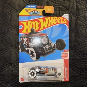 2024 Hot Wheels HW Red Edition 3/12 Black Max Steel 19/250 Target Exclusive Rare - Picture 1 of 1