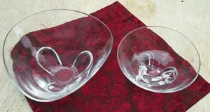 SET OF 2 VINTAGE STEUBEN LARGE 3 FOOTED BOWLS SIGNED DIA: 9 5/8" & 7 5/8" - Picture 1 of 6