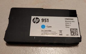 Cartouche HP 951 cyan neuve + 4 cartouches HP 950/951 - Photo 1/1