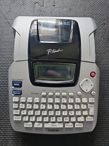 Brother P-Touch PT-2110 Beschriftungsgerät Schreiber Drucker GETESTET FUNKTIONIERT - Bild 1 von 10