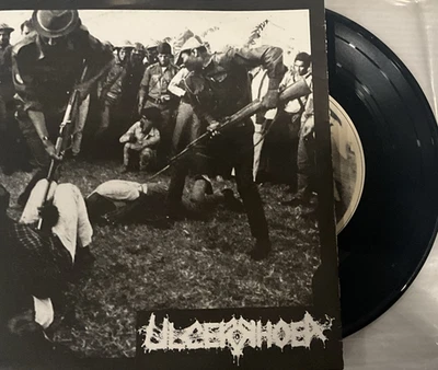 WTN / Ulcerrhoea - Split 7" EP 2001 American Line Prods – LA-044 [Mexico] VG+ - Image 1 of 4
