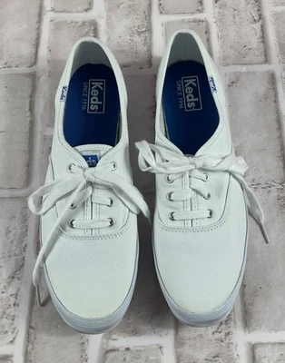 Tênis Keds Feminino Tamanho 10 Lona Branca com Cadarço WF34000S - Imagem 1 de 4