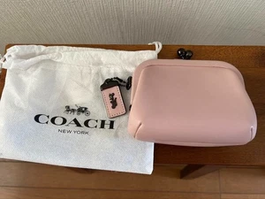 COACH Kiss Lock Coin Purse Glovetanned Leather Pink Card Pocket with Dust Bag JP - Picture 1 of 12