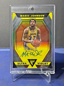 2022-23 Panini Flux Magic Johnson Ultra Violet Auto #UVS-MJO - Picture 1 of 2
