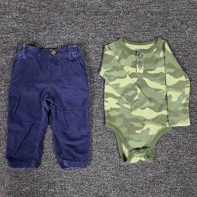 Completo ragazzo 12/18 mesi Gap pantaloni in velluto a coste e vecchio mimetico blu navy set unico - Immagine 1 di 4