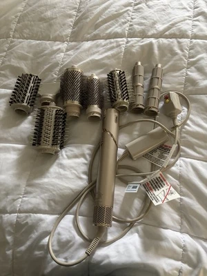 Shark Flex Style Air Drying & Complete Styling System HD430 W/ 2 Extra Attachmen - Image 1 of 4