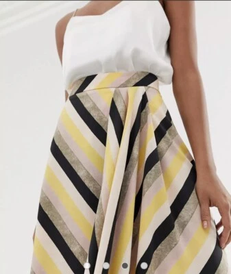 Traje de mango asimétrico con cortina de dobladillo frontal medio falda a rayas £49.99 Damas Talla 6 8 Foto 1 de 4