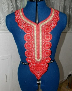 cuello encaje bordado rojo yugo pecho aplique motivo indio asiático - Imagen 1 de 1