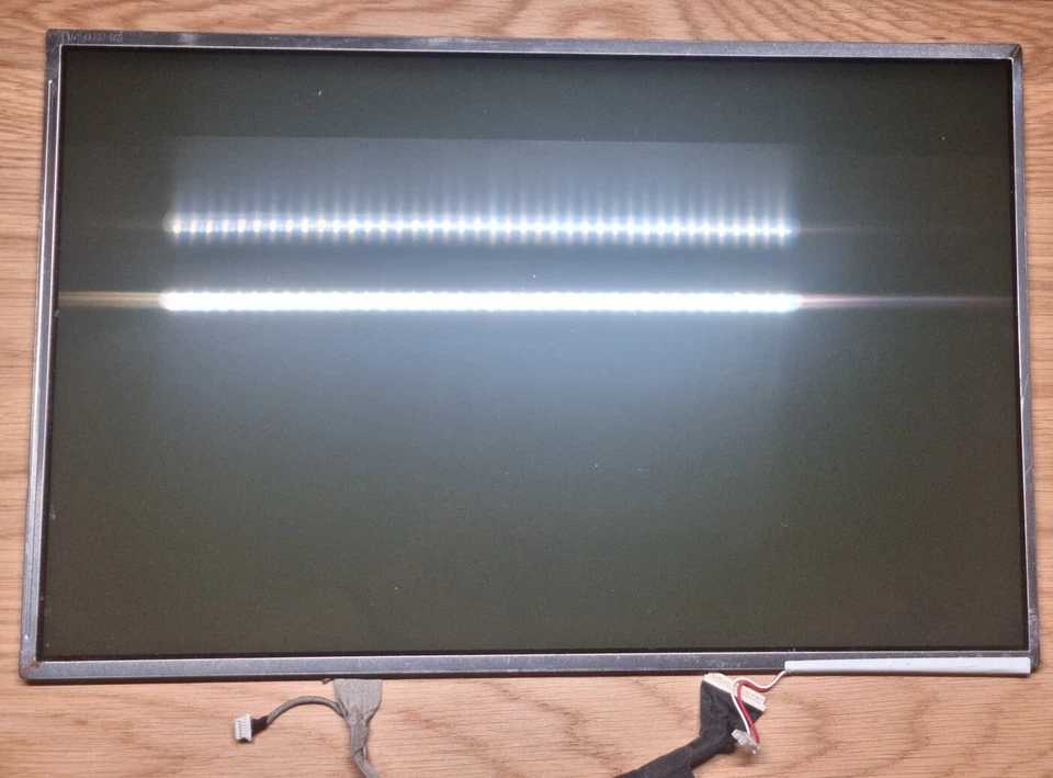 LTN154AT07 15.4" LCD Screen for Toshiba - A200 A205 A210 A215 A300 L300 A300D - Image 1 of 4