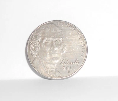 2011 P Jefferson Nickel, improperly annealed planchet, horizontal wood grain - Image 1 of 4