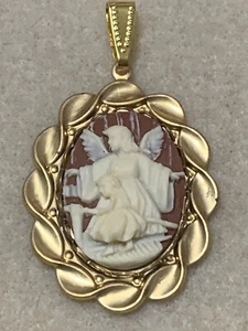 NEW ITEM *SALE* GUARDIAN ANGEL CAMEO PENDANT* Crown bezel.sienna brn./gold set - Picture 1 of 9