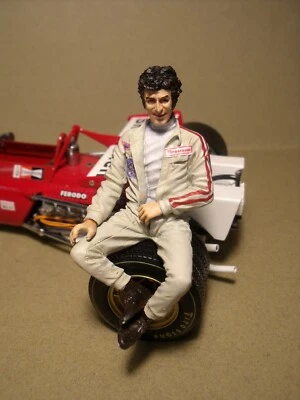1/18 FIGURE  MARIO ANDRETTI  SITTING  VROOM  UNPAINTED  EXOTO  TSM  GP REPLICAS - Image 1 of 4