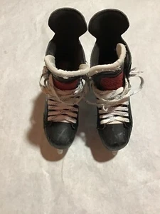 19-20 Signed Landeskog Colorado Avalanche Game Used SKATES Avalanche Hologram - Picture 1 of 6