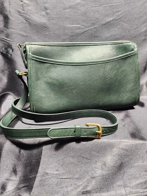 Bolso de Hombro Coach Taylor Vintage con Cremallera Modelo 9944 en Cuero Verde Botella con Caja Foto 1 de 4