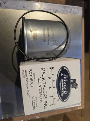 Filtro de aceite Mack 51GC2187 nuevo Foto 1 de 4