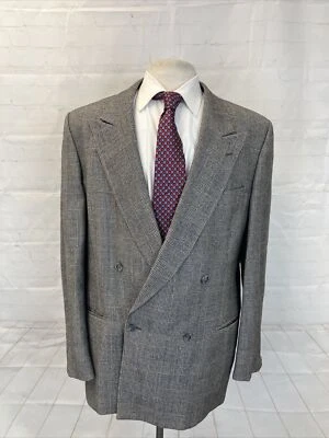 FALL/WINTER Valentino Men's Gray Plaid Wool Blazer 44L $2,895 - Image 1 of 4